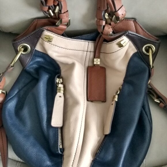 Or YANY BLUE/TAN LEATHER COLOR BLOCK WOMEN'S HOBO CROSSBODY BAG - Picture 6 of 9